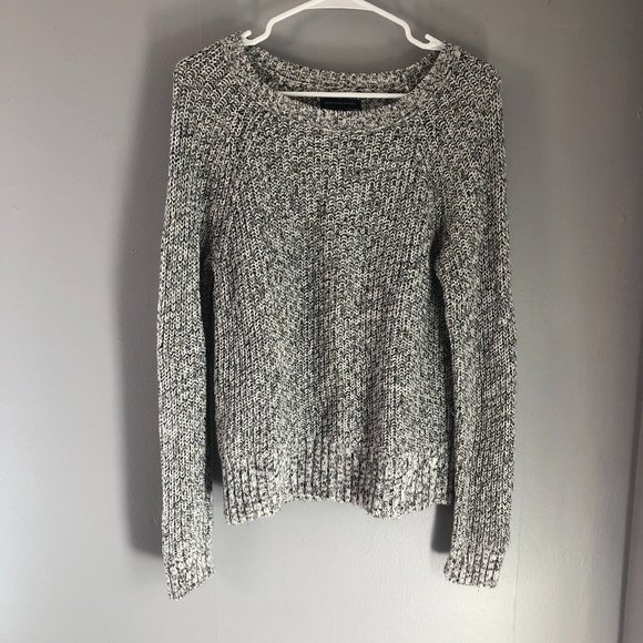 American Eagle Crewneck black and white sweater M - Picture 1 of 8